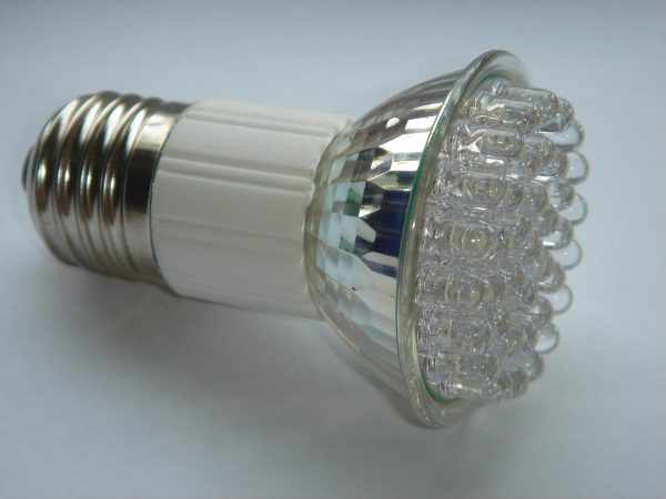 Светодиодная лампа типа DIP