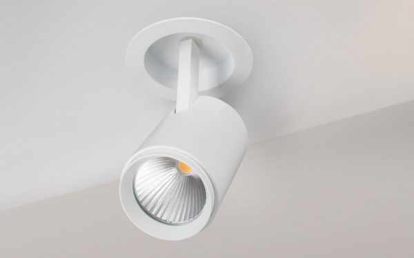 Поворотный светильник для подвесного потолка