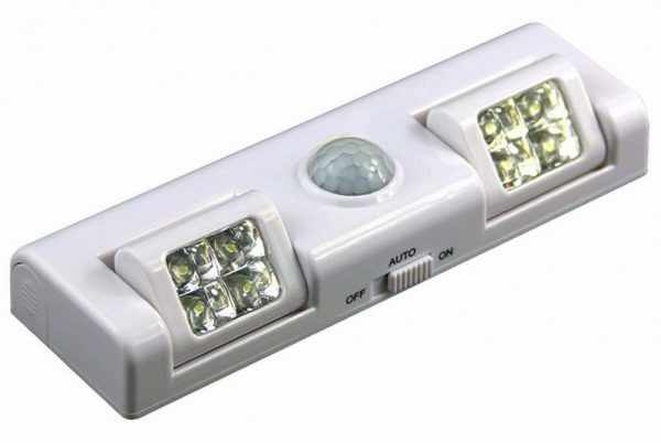 Автономный LED-светильник с датчиком движения