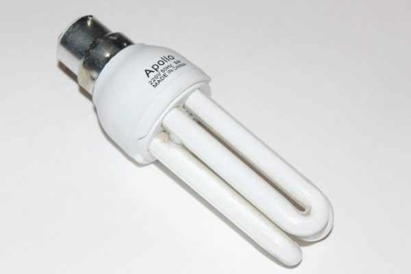 Энергосберегающая лампочка B22